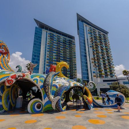 Miramar Luxury Residences บาทูมิ ภายนอก รูปภาพ The park
