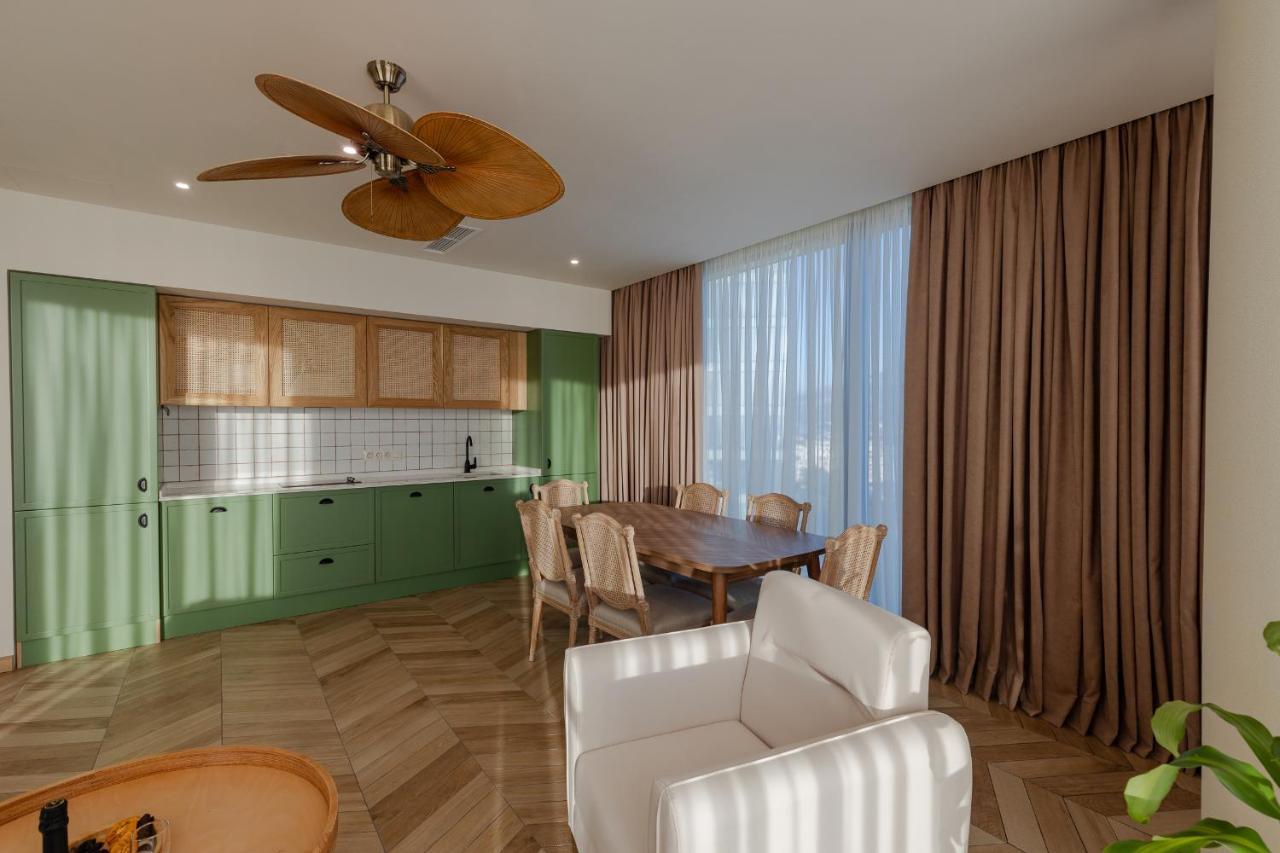 Miramar Luxury Residences บาทูมิ ภายนอก รูปภาพ 3D interior rendering