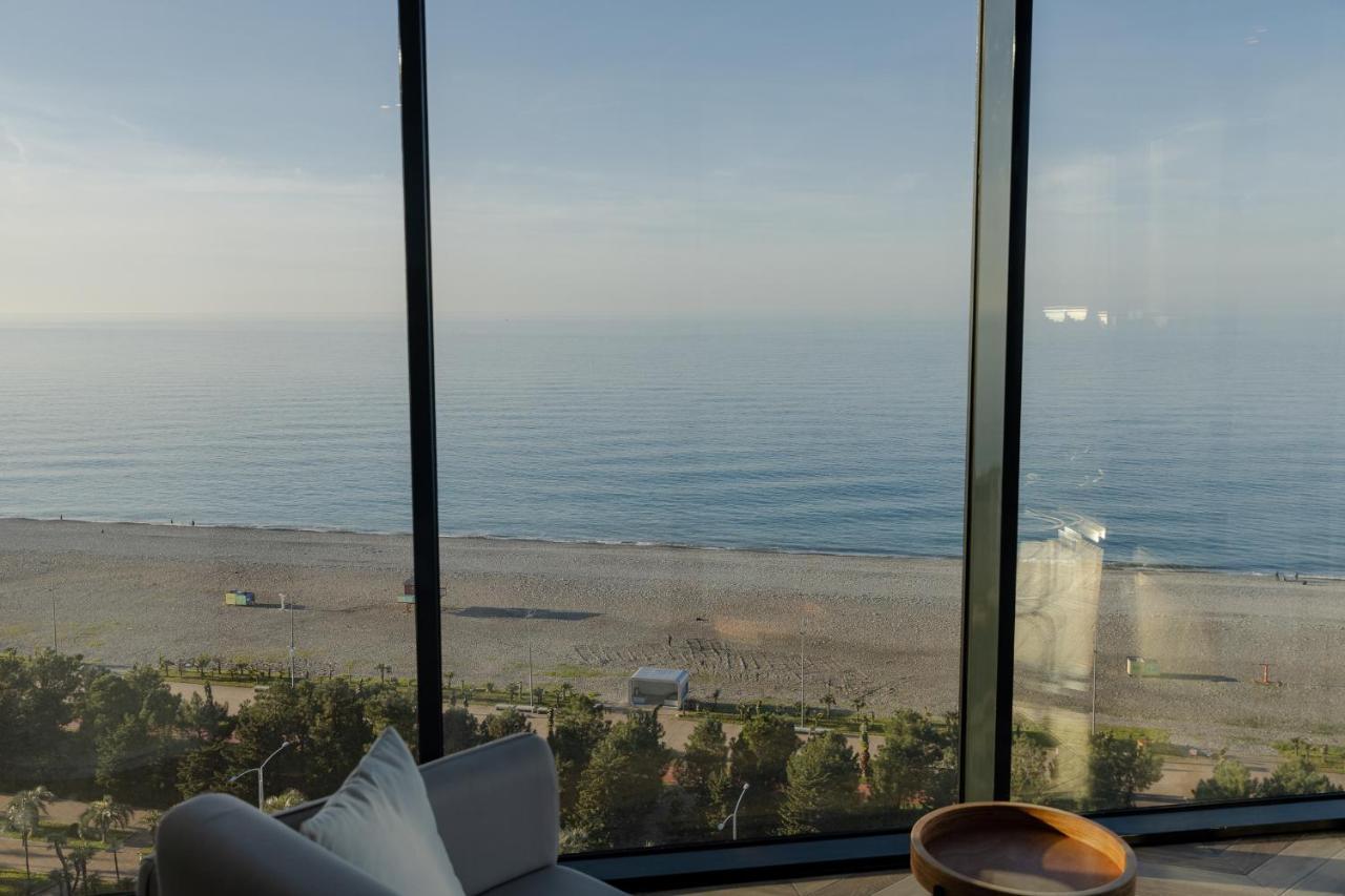 Miramar Luxury Residences บาทูมิ ภายนอก รูปภาพ View from the 10th floor